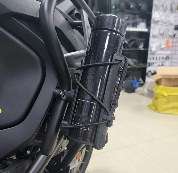 Garrafa térmica e suporte p/ garrafas